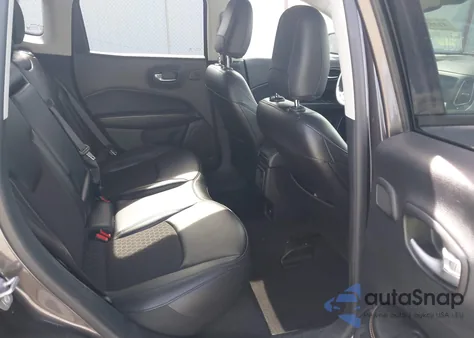 2021 Jeep Compass Latitude Fwd from USA, damaged, VIN 3C4NJCBB5MT592152